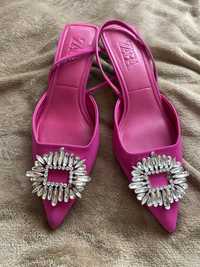 Zara луксозни обувки с малък ток