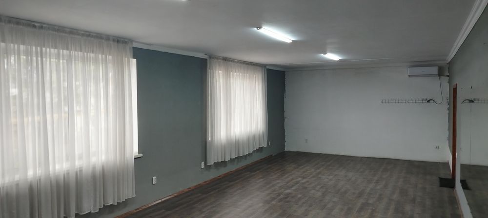 Сдам в аренду 60 кв. м. помещение
