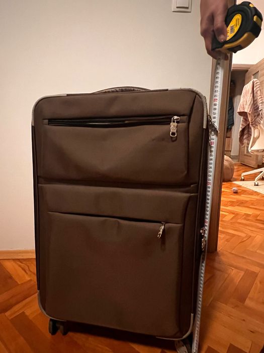 Куфар среден от плат