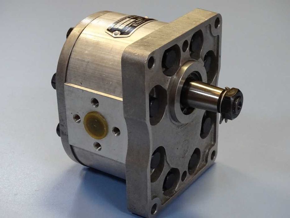 Хидравлична помпа "Хидравлика" А43Х 175Bar Hydraulic pump plessey