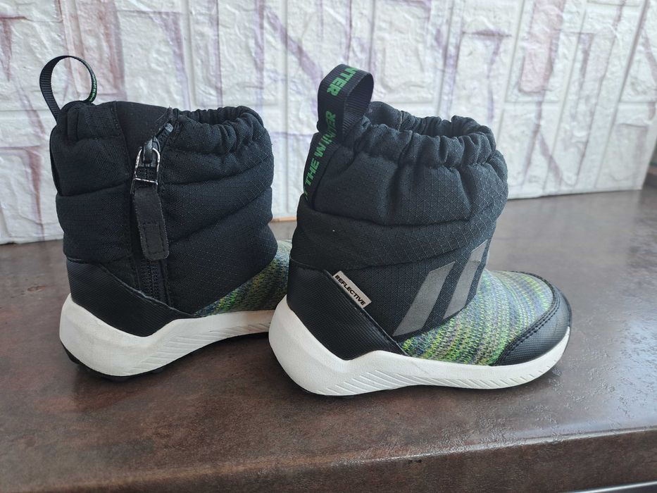 детски ботуши,зимни обувки,боти,апрески,Adidas номер23,5 за момче,адид