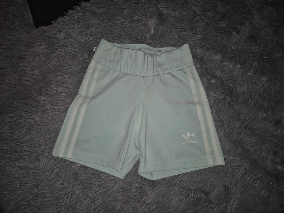 Pantaloni scurți xs damă Adidas