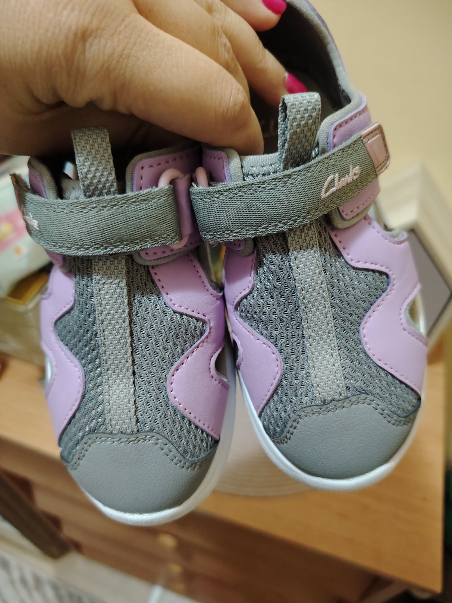 Детски сандали clarks 27.5
