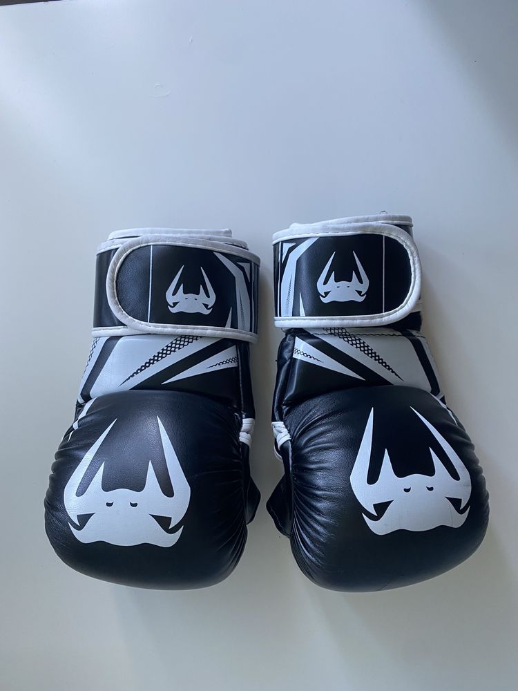 Екипировка за MMA