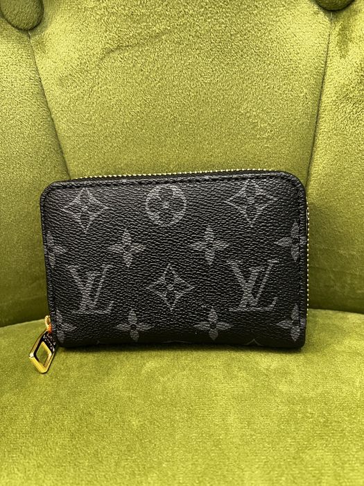 Portofel dama Louis Vuitton deosebit