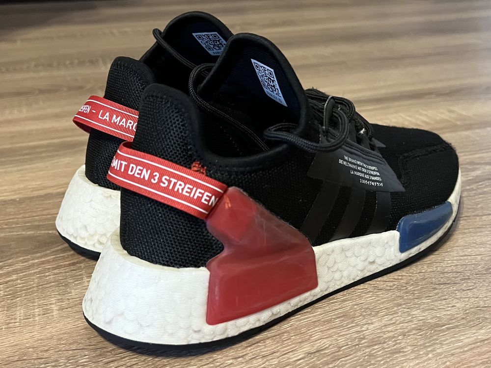 Adidas NMD R1 v2… marime 38. 2/3