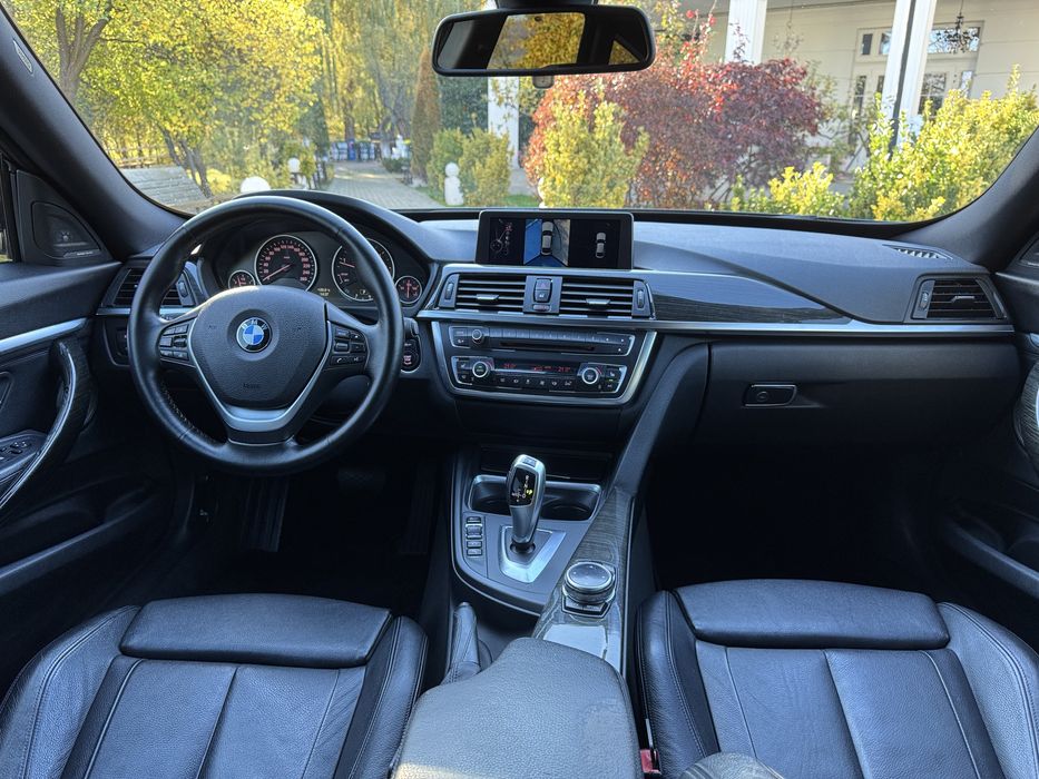 BMW 320d F34 GT - Distronic, Camere 360, Panoramic