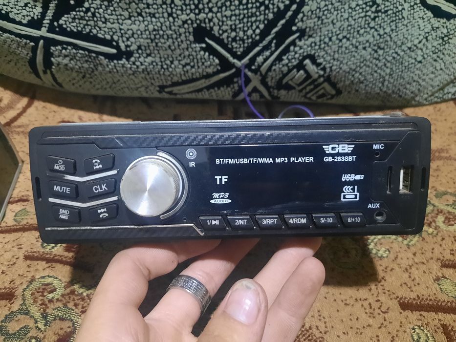 Продам магнитолу