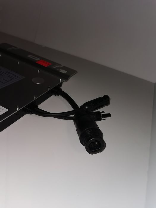 Microinvertor HM 600