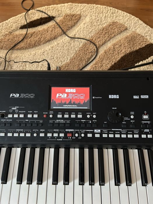 Orga pa300+husa+set inclus