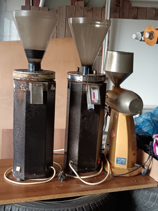 Кафемелачки магазински