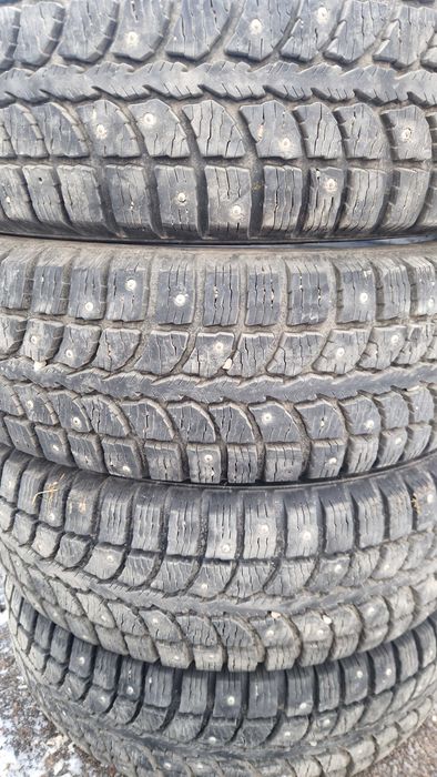 Продам шины 195/65/15