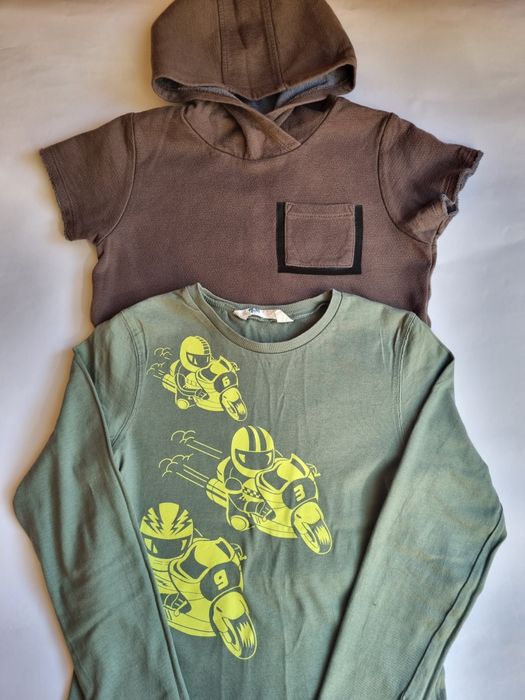 Зелена блуза с мотори H&M и блуза с качулка и къс ръкав Next, 122 см.