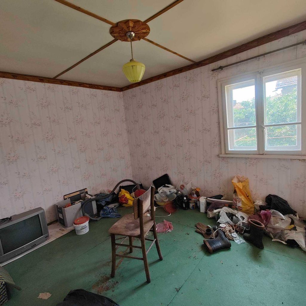 Продава се Къща в с. Гара Орешец, Област Видин - 56 кв.м за 286 €/кв.м - Снимка #7