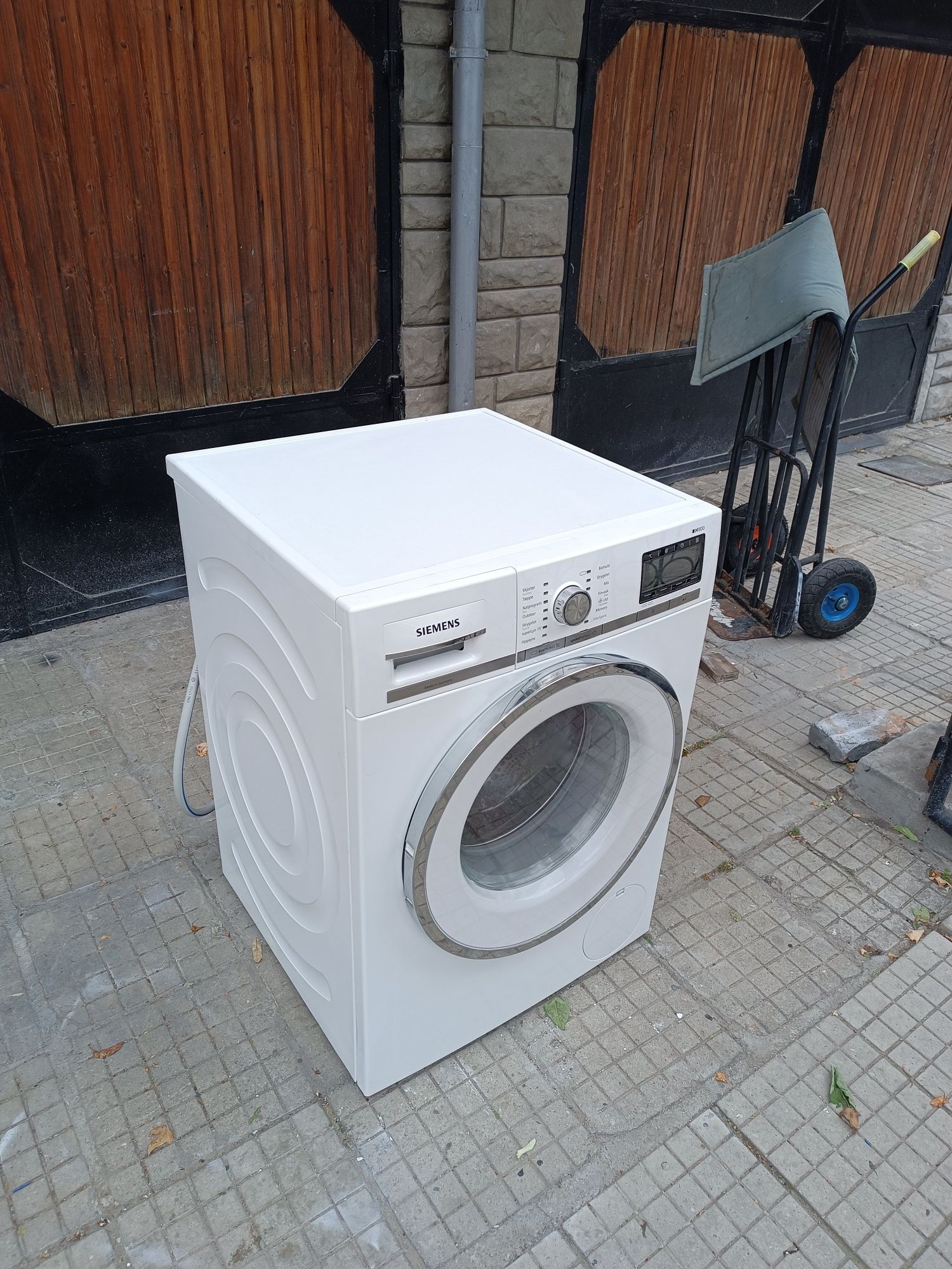 Пералня siemens IQ 800