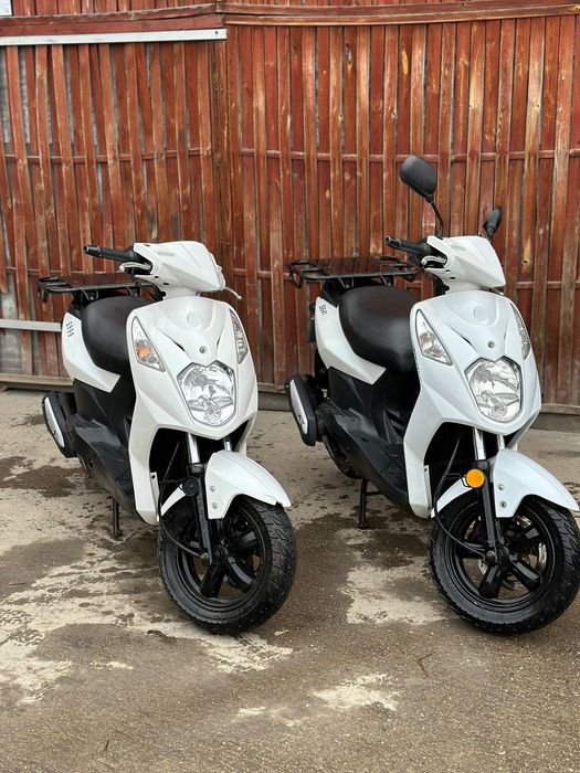 Scutere Sym X-PRO și Kymco AGILITY CARRY