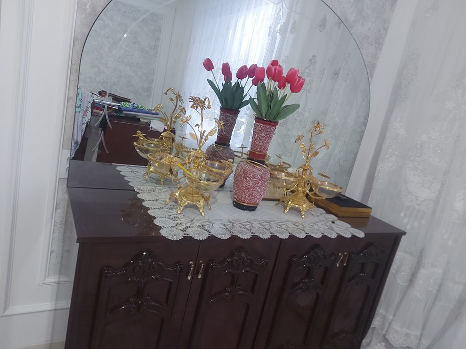 Пролам стенку с комодом Малайзия