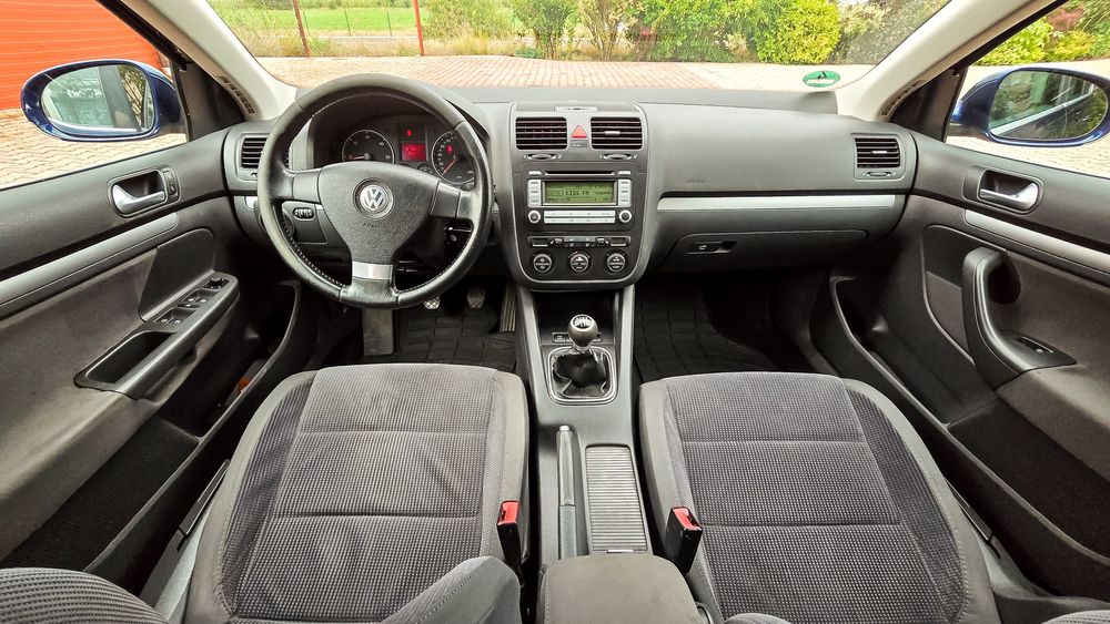Vand Golf 5 V 2007