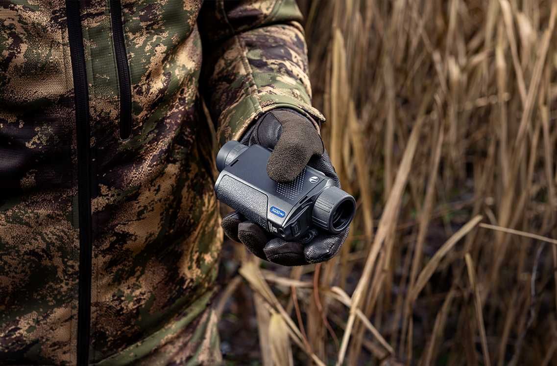 Camera cu termoviziune Pulsar Axion XQ30 Pro