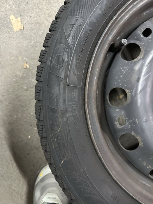 Зимни гуми с джанти 5х100