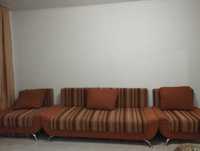 Продам мягкий уголок (диван и два кресла);