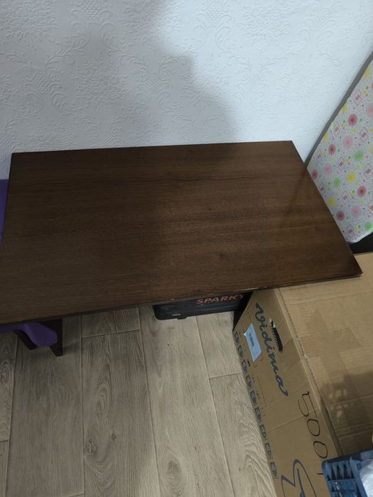 Малка маса за децка стая