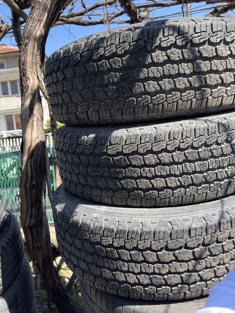 Гуми goodyear 255/70/18