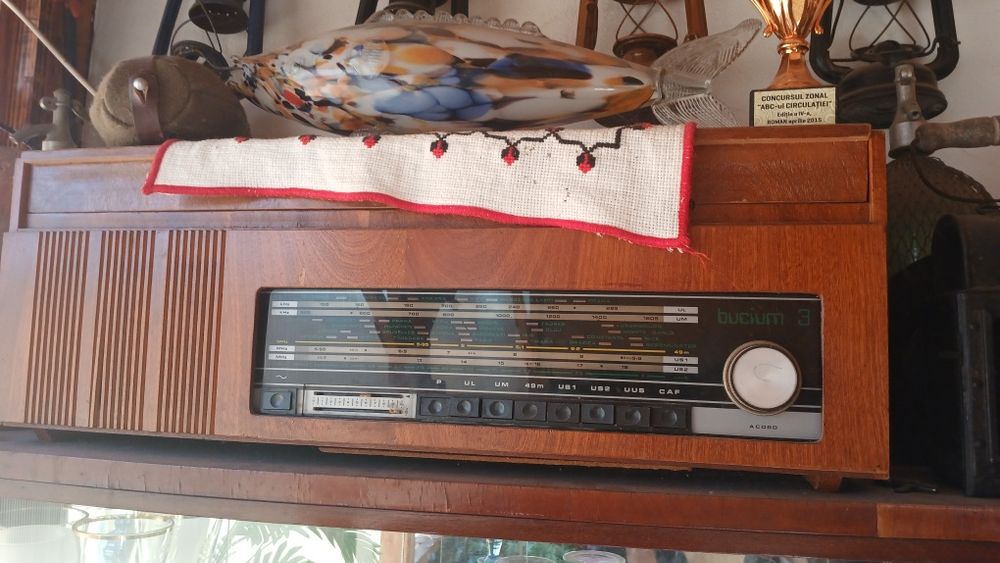 Radio pick up retro