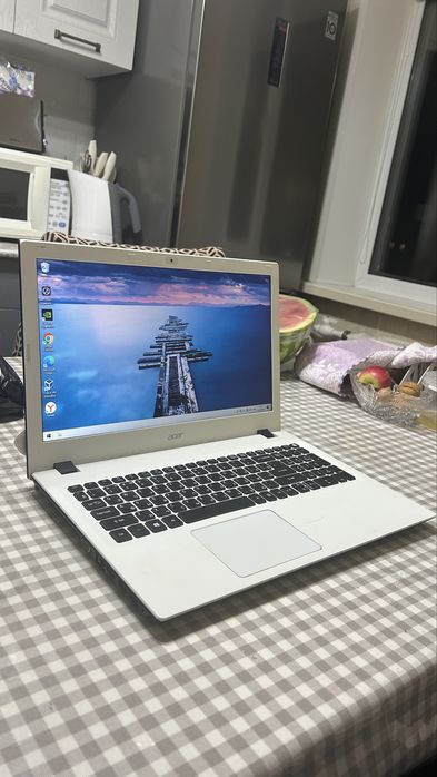 Ноутбук Acer I5 8gb 2TB