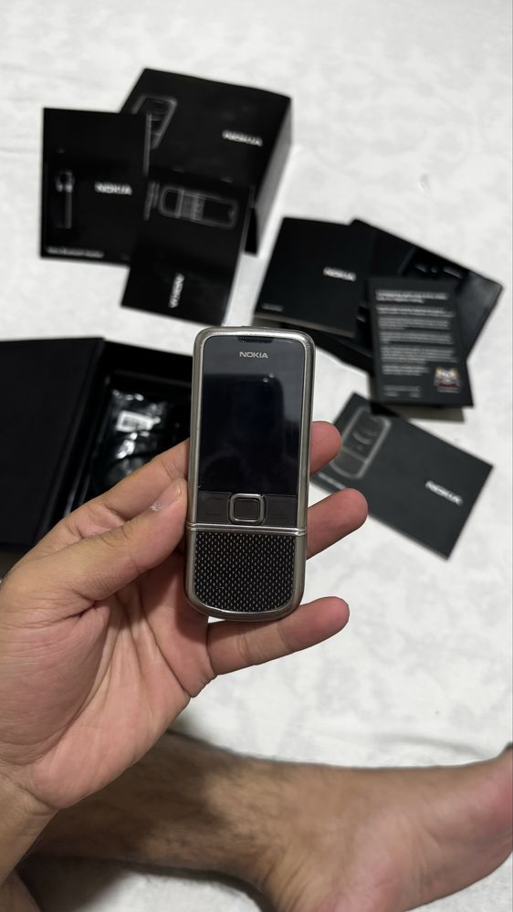 nokia 8800 carbon 4gb juda zor