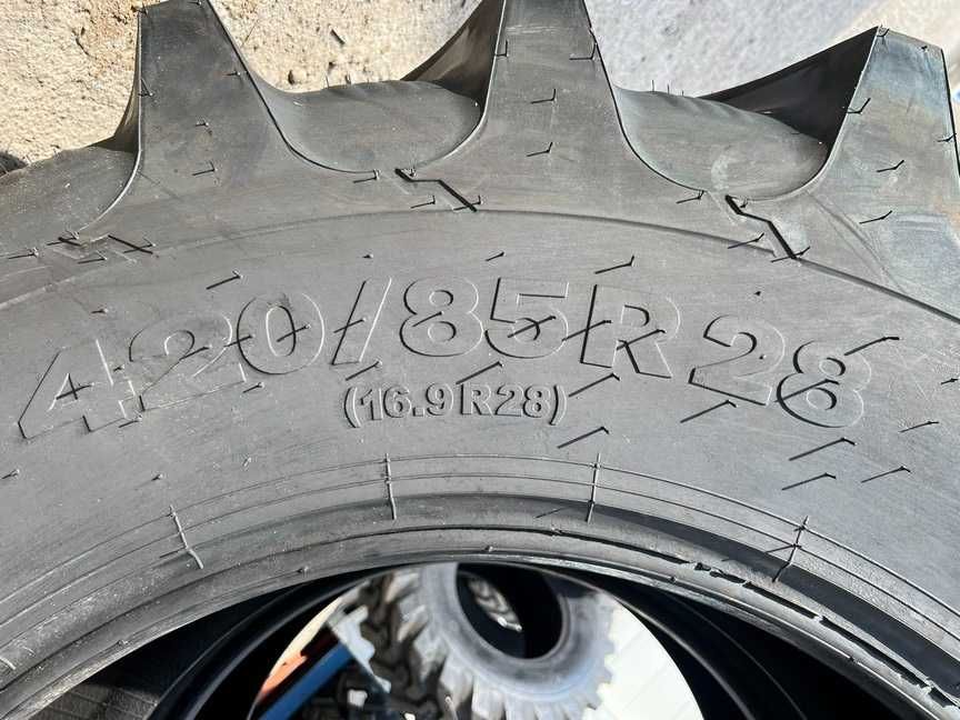 Marca OZKA pentru tractor spate 420/85R28 anvelope radiale noi