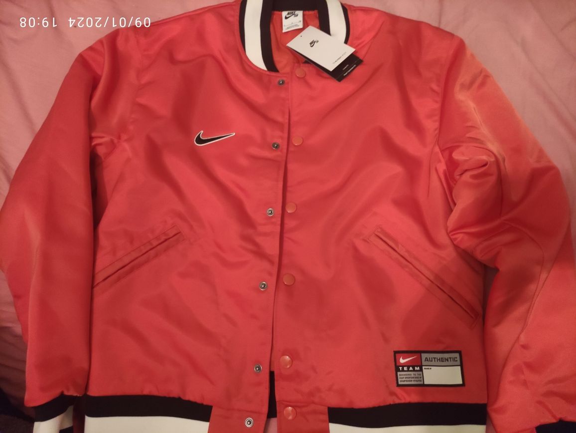 Яке/якета Nike, Diesel, размер М и L