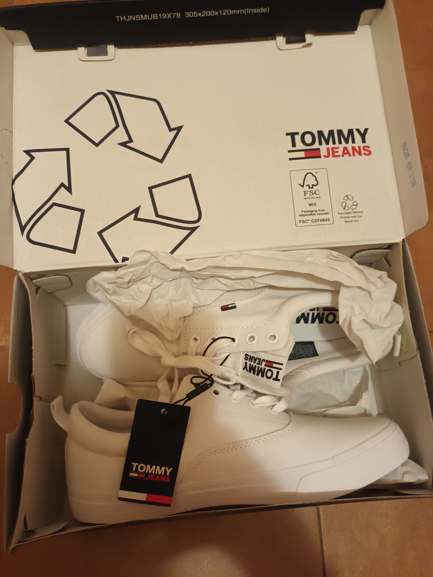 Tommy Jeans-Нови Оригинални сникърси