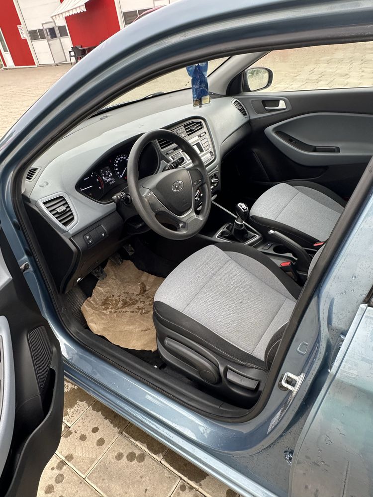 Hyundai i20 / 1.1 crdi
