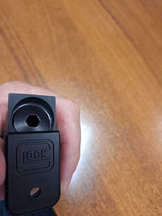 GLOCK 17 Gen4 UMAREX CO 2 4,5mm -чисто нов