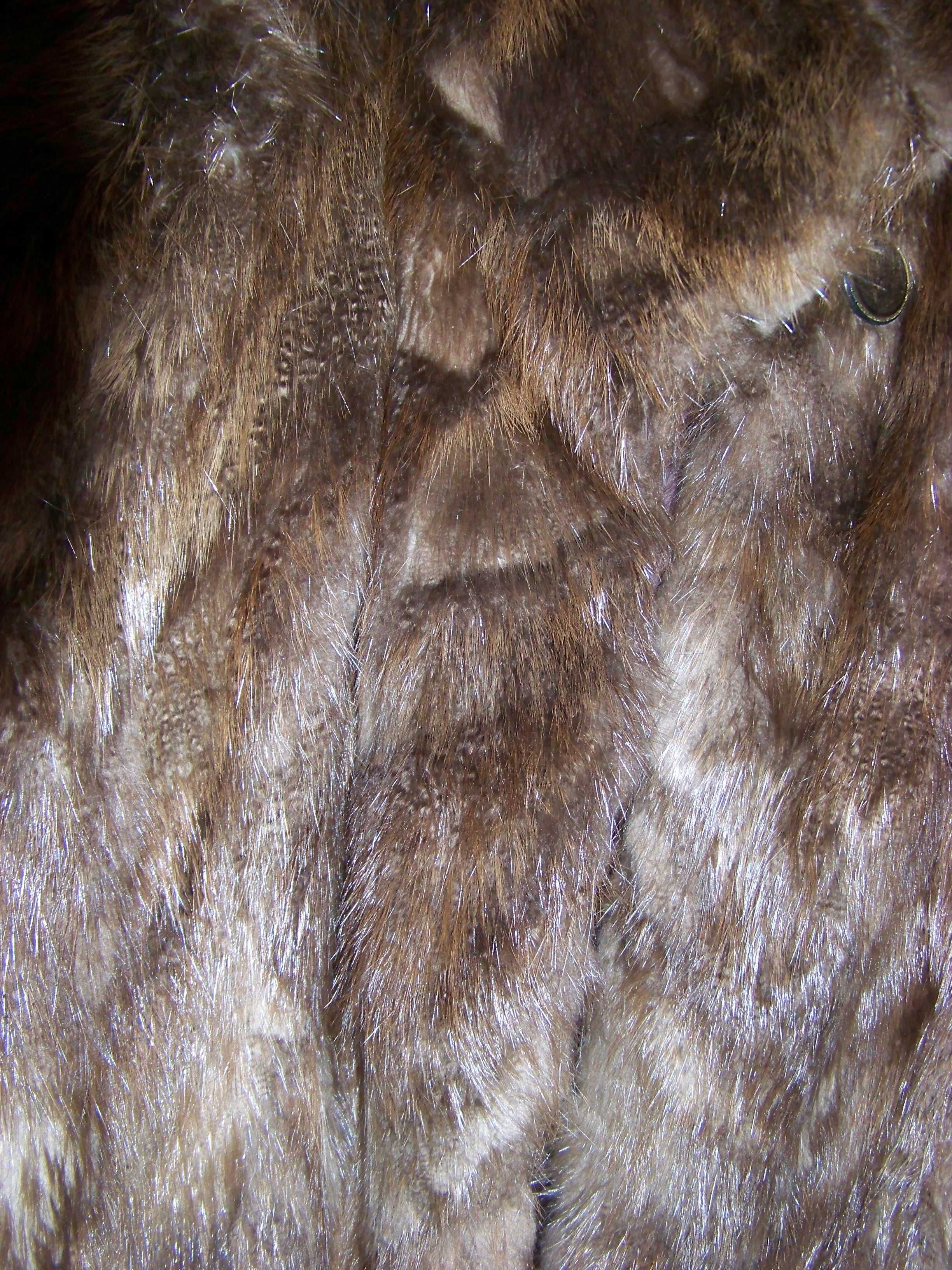 Palton din blana naturala de nurca si doua geci din piele naturala