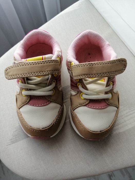 Маратонки за бебе момиче Mayoral