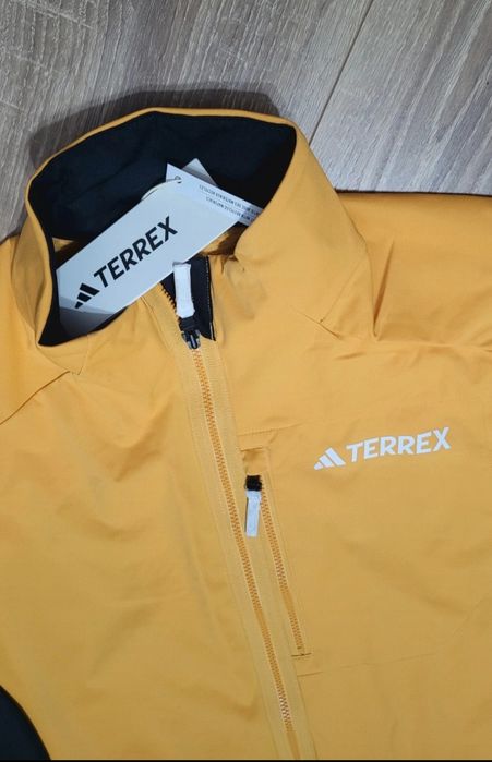 Vesta Adidas Terrex marime M