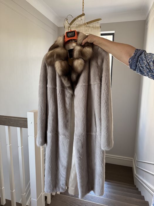 Продаю норковую шубу