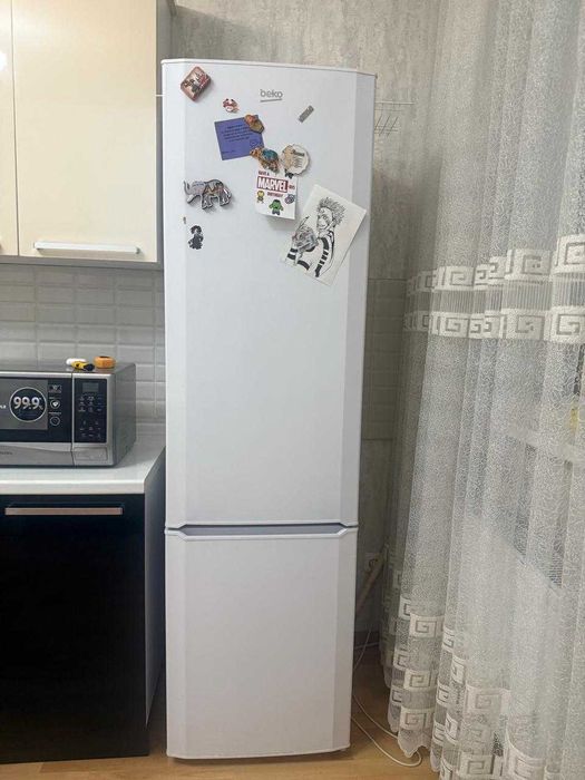 Продам холодильник