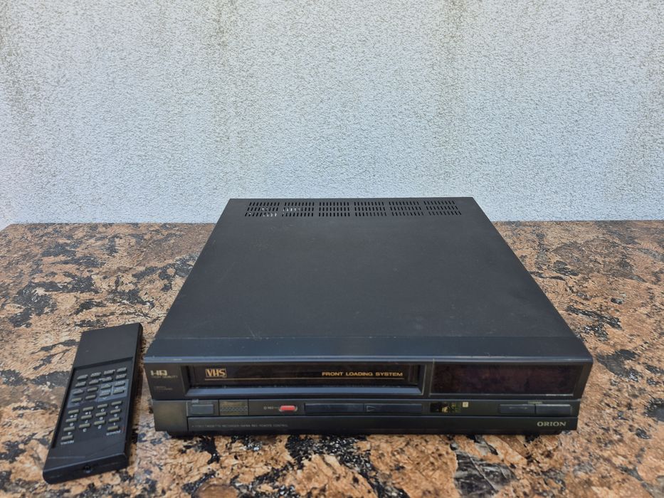 Vand video marca Orion model VH- 930ARC , made in Germany 

- HQ

- A