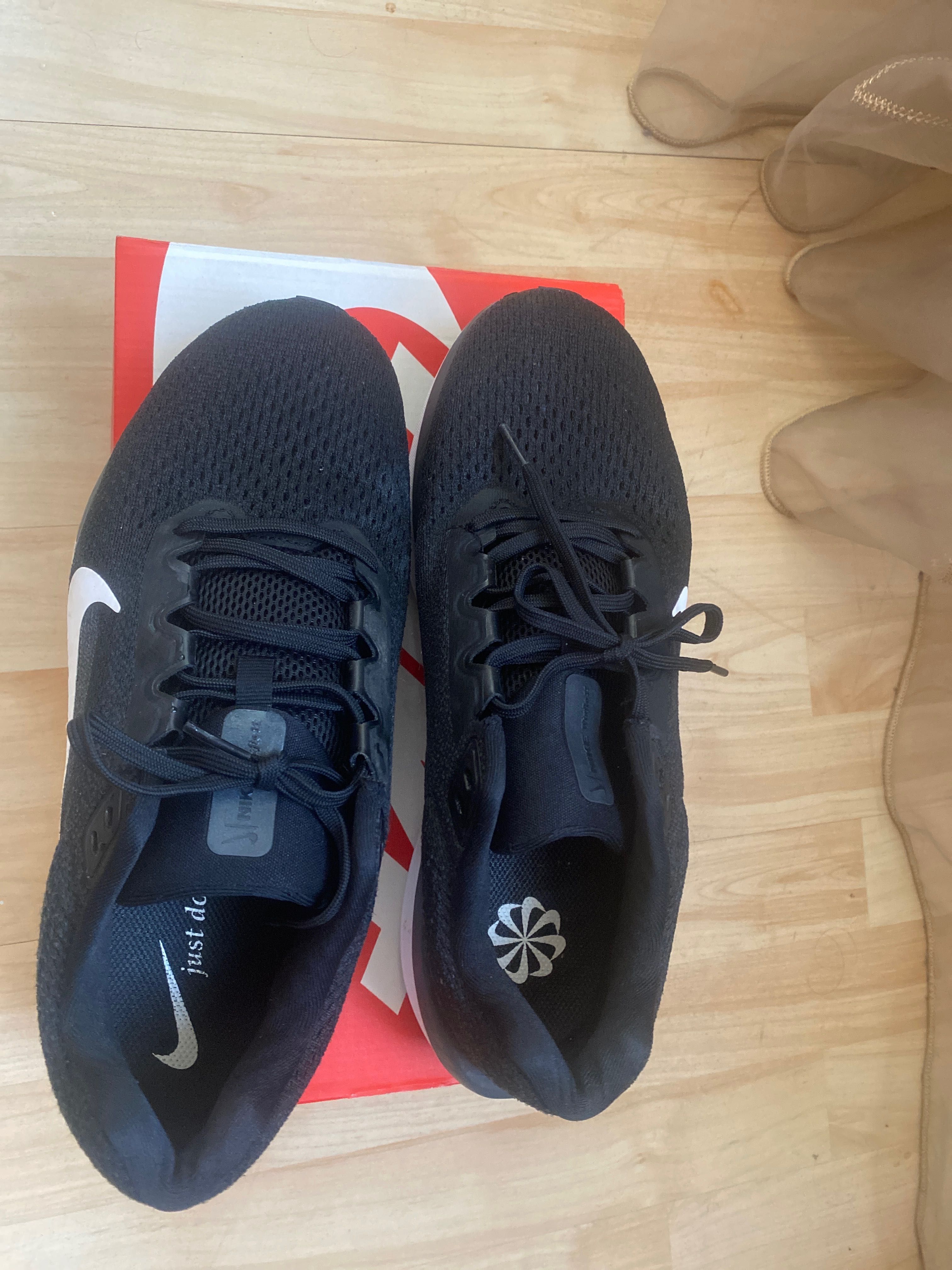 Nike Airmax 43номер