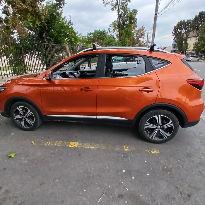 Autoturism MG ZS motor 1,5 benzină manual