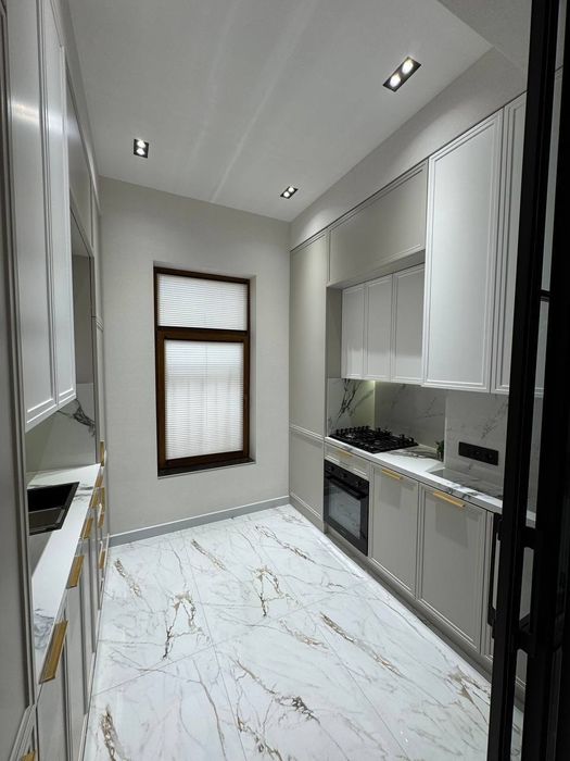 Продается 3х ком квартира, ЖК Family House, ор-р: 8й роддом, 80 м²