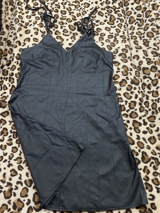 Продам кожанный сарафан