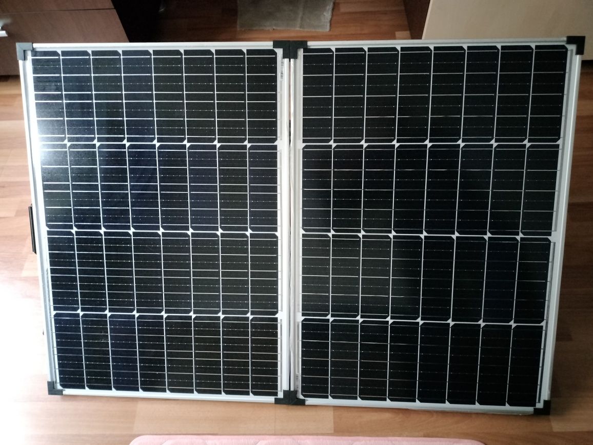 Panou solar monocristalin pliabil cu regulator 145w