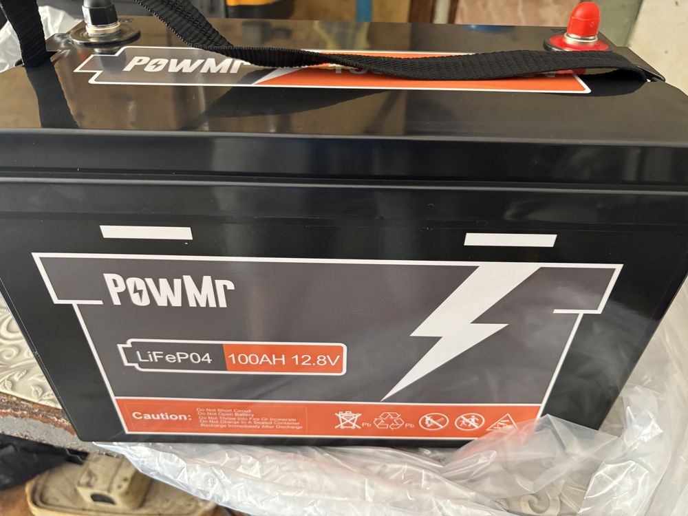 Тягов Литиево Желязо Фосфатен акумулатор 100ah 12v LifePo4 батерия