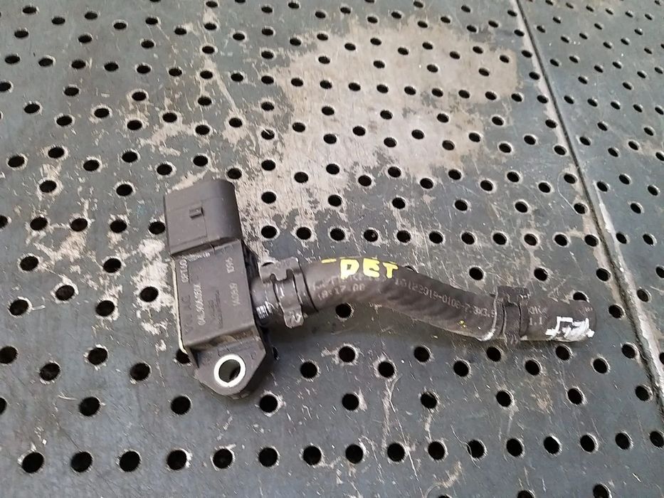Senzor presiune galerie admisie 2.0 tdi audi a4 b9 8w 04l906051k