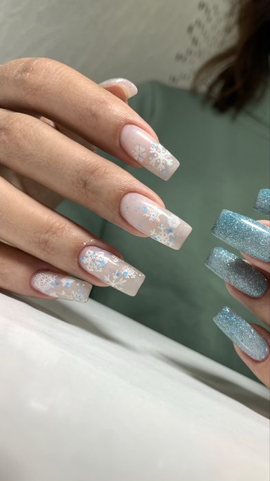 Стойкий новогодний маникюр. Дизайн в подарок. 180.000 сум