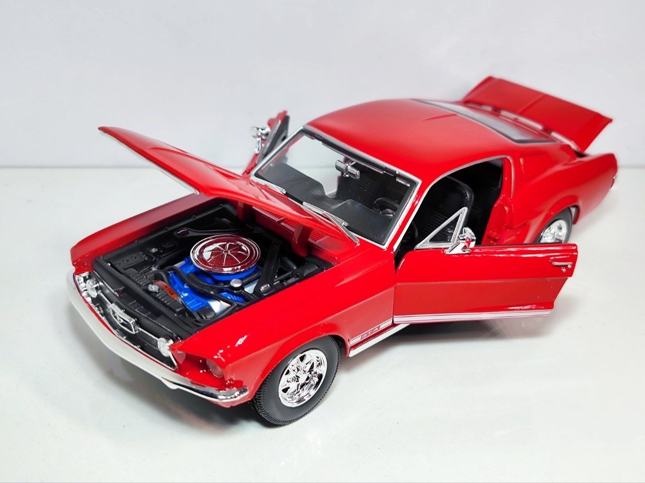 Ford Mustang железная машинка масштабная модель - Доставка